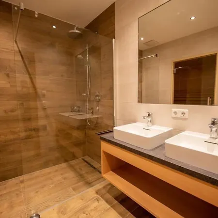 Schoeneben Drei Sonnen