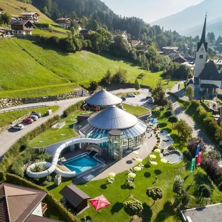 Schoeneben Drei Sonnen Wald im Pinzgau