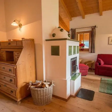 Schoeneben Drei Sonnen Feriehus *