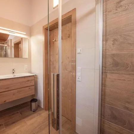 Сasa de vacaciones Schoeneben Drei Sonnen Wald im Pinzgau