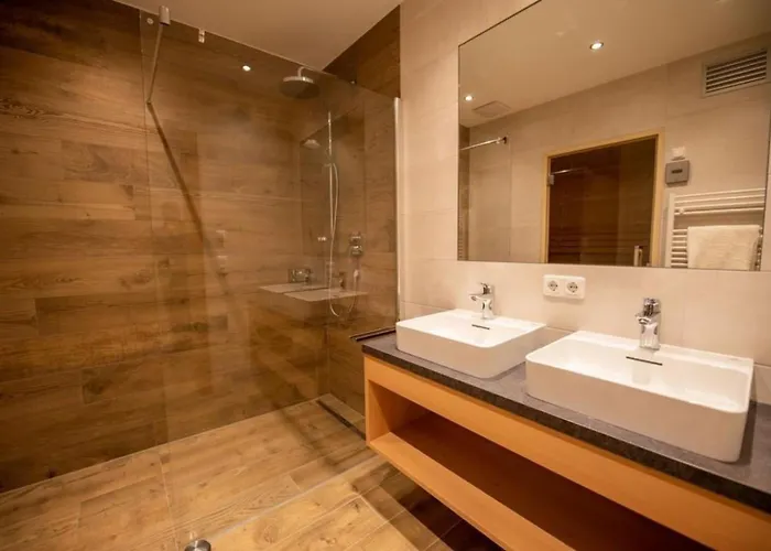 Schoeneben Drei Sonnen